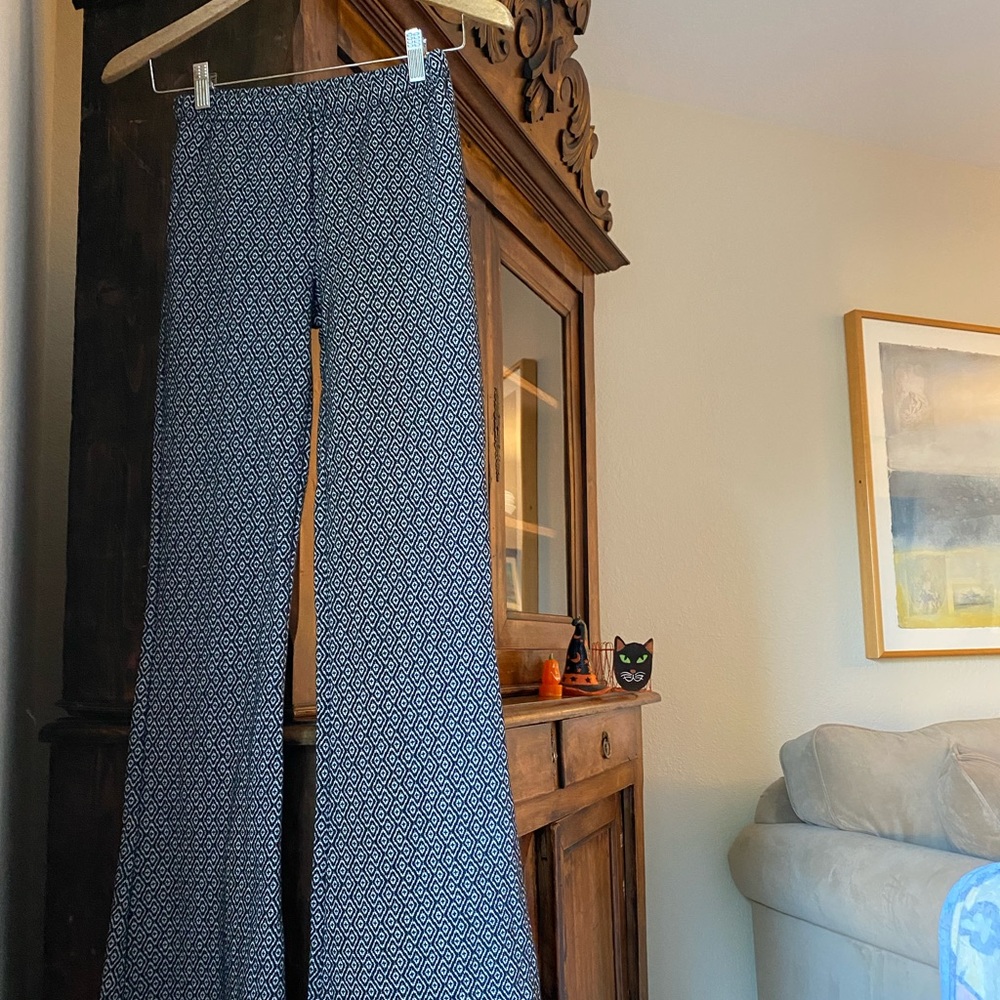 Forever 21 Wide Leg Patterned Pants